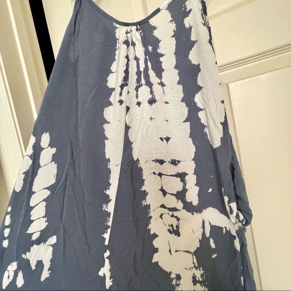 Buenos Ninos V neck blue and white pant suit - Picture 11 of 11